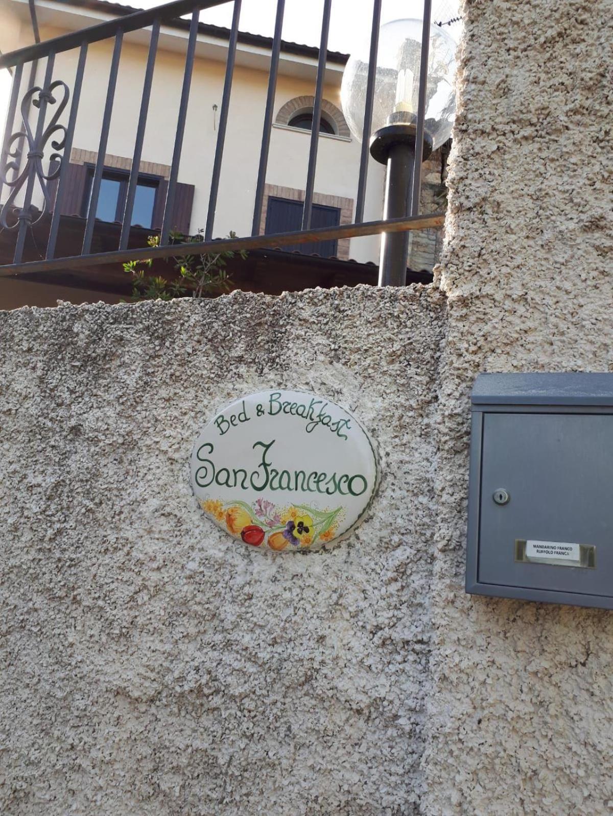 Bed and Breakfast San Francesco Cerisano Экстерьер фото